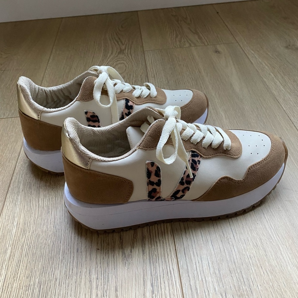 NEW MKS Cream Brown Sneakers Size 7 Leopard cheetah Accent - Picture 5 of 10